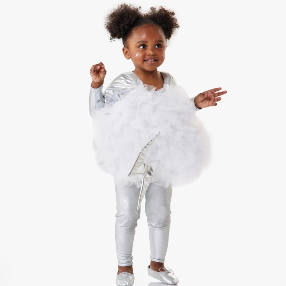 Adorable Cloud Costume with wand